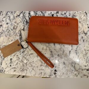NWT Steve Madden Tan Wristlet Wallet color ginger